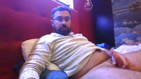 Snapshot of theviper1990 chatting on March 5, 11:16 pm Carlos1990 online show from March 5, 11:16 pm