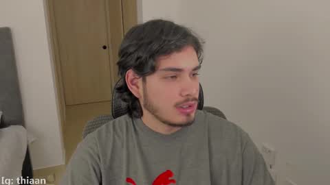 thiaan__ online show from September 22, 2:59 am