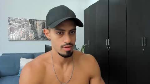 thiago_driussi online show from December 3, 11:55 am