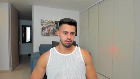 thiago_driussi online show from March 2, 12:53 am