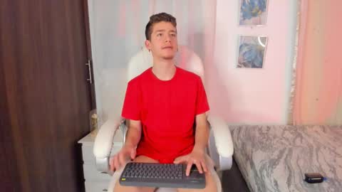 Manuel online show from October 12, 2:48 am