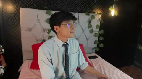 thiago online show from October 13, 1:02 pm