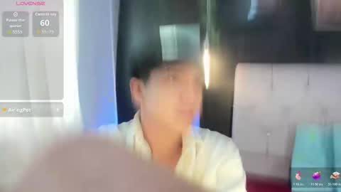 thiago online show from February 18, 12:49 pm