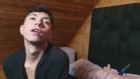 thiago_n_sam online show from October 29, 6:59 am