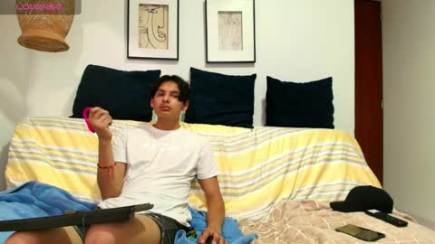 thiago_vega1 online show from April 9, 11:10 pm