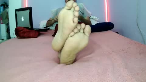 thiagodeseo online show from February 4, 6:23 pm