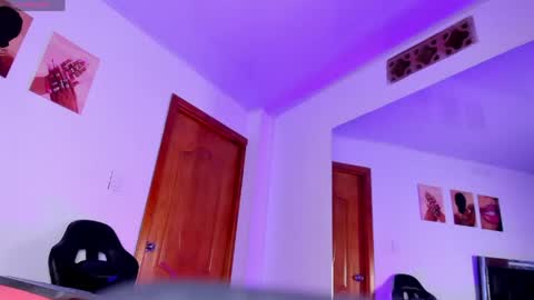 thiagosexy005 online show from May 31, 4:22 am