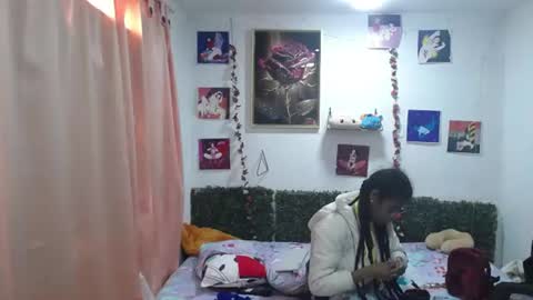 thiana_horny online show from June 18, 2:22 pm