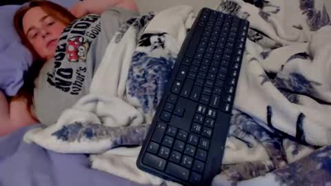 Snapshot of thiccjess420 chatting on October 7, 6:59 pm Jess online show from October 7, 6:59 pm
