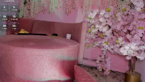 Lexxy online show from December 1, 12:47 pm