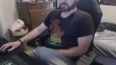 thickgarrett online show from April 18, 6:10 pm