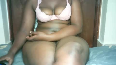 thickybabe_05 online show from January 25, 8:10 am