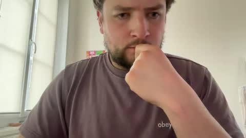 thierrylumiere online show from February 18, 3:34 pm