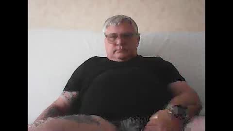 Thierrysymp online show from September 24, 3:08 pm