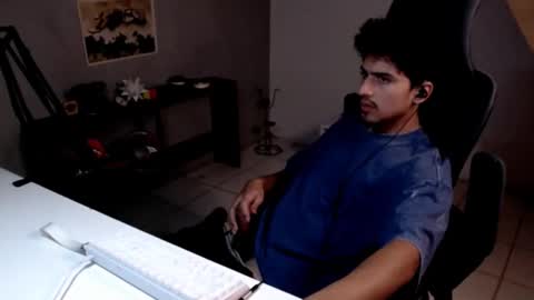 thieves_us online show from December 17, 4:30 am