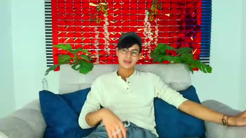 Thiago Saenzz online show from February 12, 6:22 pm