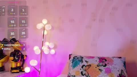 Eva  online show from April 22, 1:18 pm