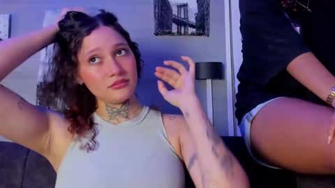 thing1_and__thing2 online show from November 30, 4:41 am