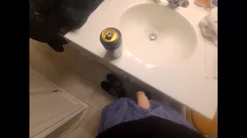 The Lawn Guy online show from November 17, 4:15 am