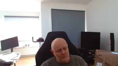 thomas315627 online show from March 18, 2:12 pm