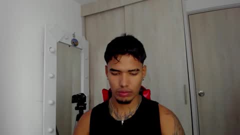 Thomas online show from March 27, 6:20 pm