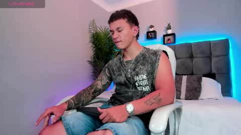 Thomas online show from May 7, 2:57 pm