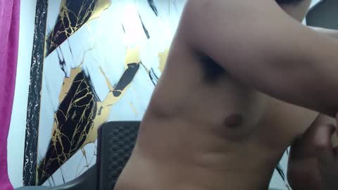 Thomas online show from April 13, 8:46 pm