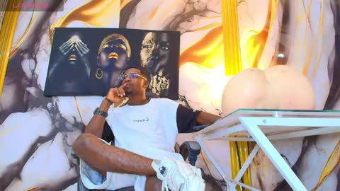 Thomas online show from April 11, 3:44 am