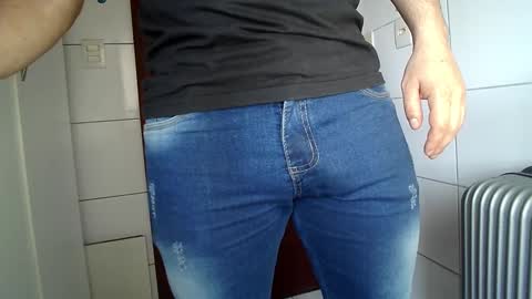Snapshot of thomaz__ chatting on September 23, 6:58 pm thomaz__ online show from September 23, 6:58 pm