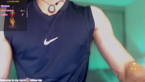 Thom Klein online show from October 4, 6:49 pm