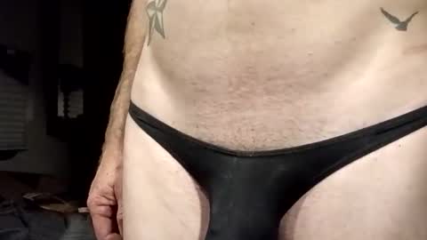 thongstud1986 online show from January 8, 9:04 am