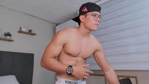 Thony online show from December 20, 7:54 pm