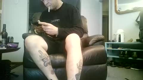 thyfattesthead online show from April 24, 11:34 am