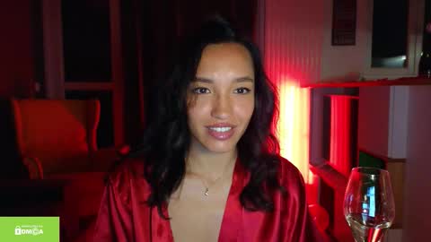 tia_j online show from October 4, 7:11 pm