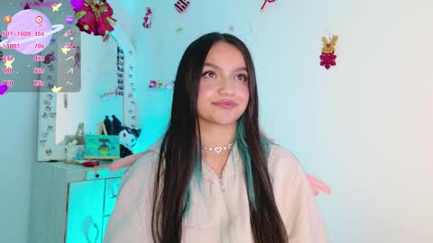 Tiana Le online show from November 18, 5:21 am