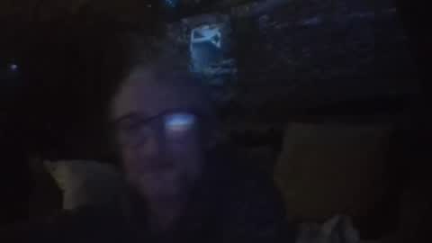 tiddles12345 online show from May 26, 3:23 am