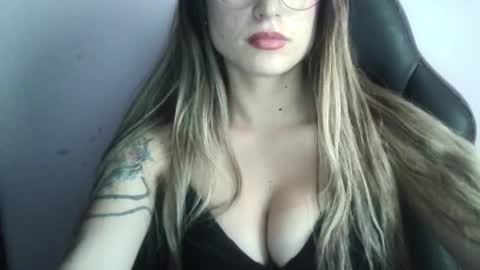 Tifanny online show from May 19, 10:06 pm