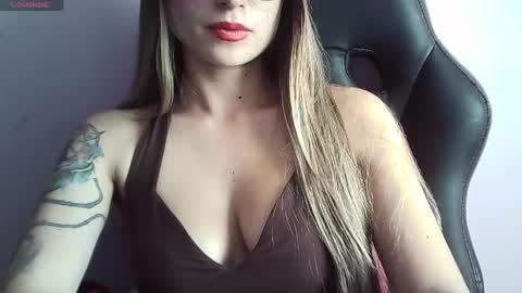 Tifanny online show from May 5, 9:20 pm