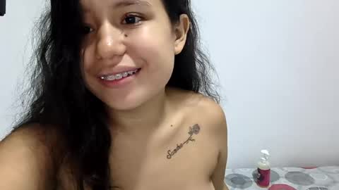 tifany_peres online show from June 27, 7:14 am