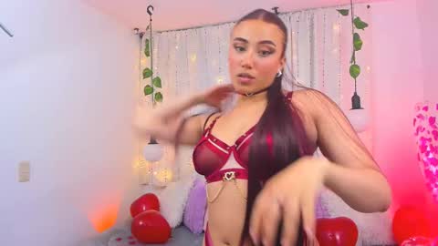 Snapshot of tifanyrose1 chatting on February 15, 3:42 am Tiffany online show from February 15, 3:42 am