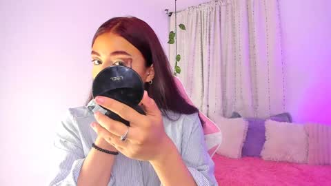 Snapshot of tifanyrose1 chatting on February 7, 4:48 am Tiffany online show from February 7, 4:48 am