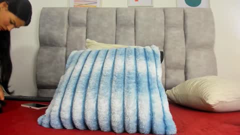 Tifanny Fox online show from February 3, 9:02 am