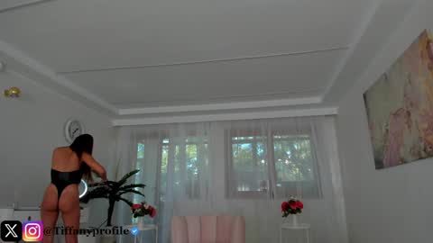 Tiffany Houston online show from September 14, 6:37 am