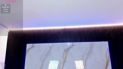 tiffanyhoustton online show from March 24, 12:00 pm