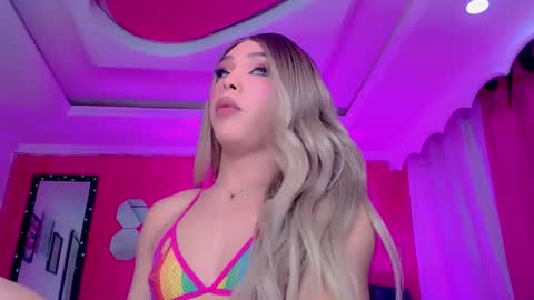 tiffanymackensyy69 online show from April 9, 6:19 am