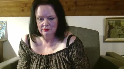 TiffanyMature online show from January 10, 6:46 pm