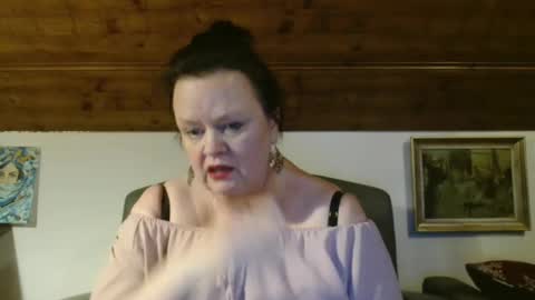 TiffanyMature online show from January 8, 6:36 pm