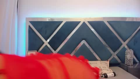 Tiffany Miller online show from May 1, 2:11 pm