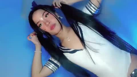 tight_elliana online show from October 24, 6:25 am