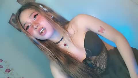 tight_elliana online show from May 16, 1:46 am